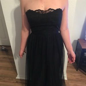 Black lacy formal gown